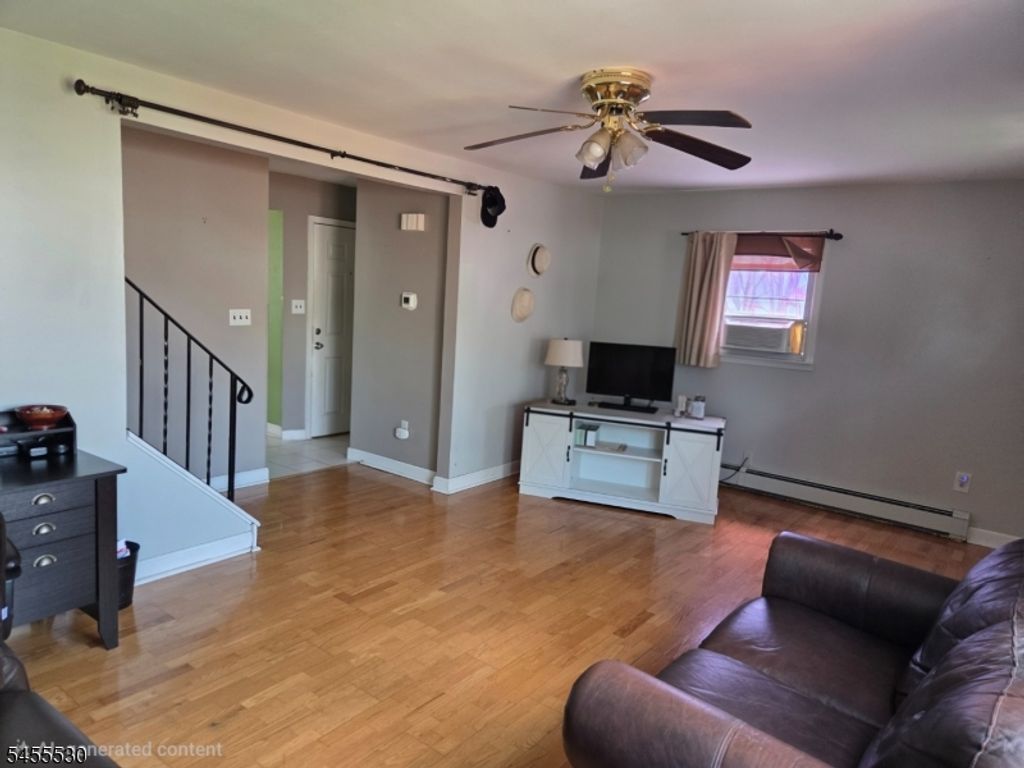 23 Chatham St, North Plainfield Boro, NJ 07060 — photo 3