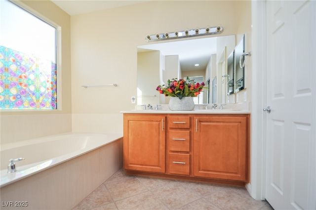 10292 Premia Place, Las Vegas, NV 89135