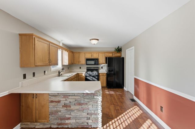 1325 Branchside Ct, Thompsons Station, TN 37179