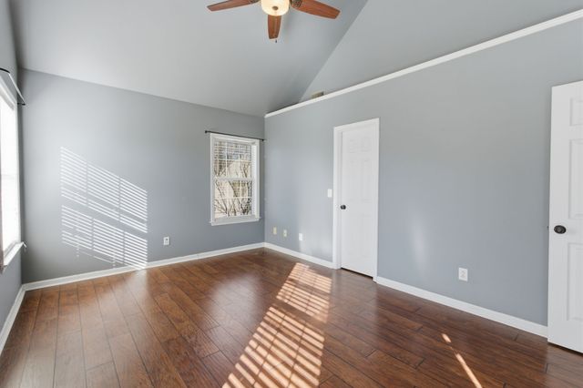 1325 Branchside Ct, Thompsons Station, TN 37179