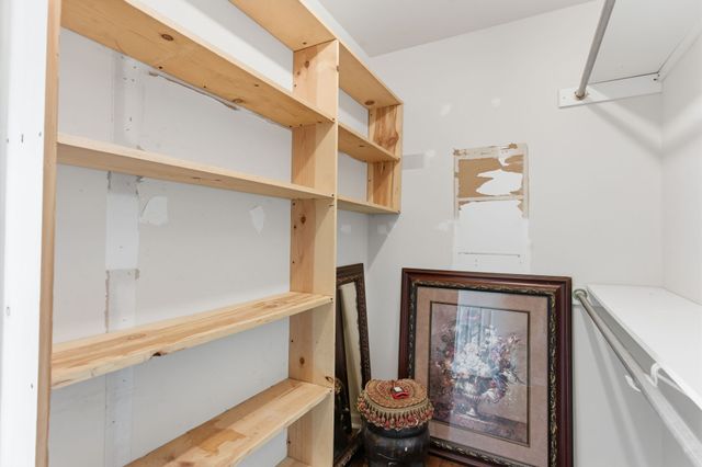 1325 Branchside Ct, Thompsons Station, TN 37179