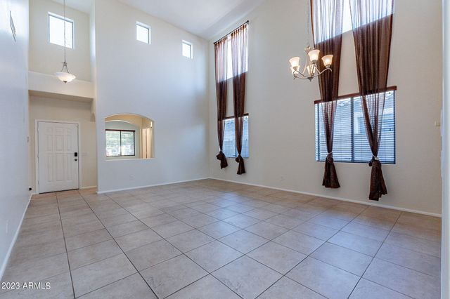 2943 E QUIET HOLLOW Lane, Phoenix, AZ 85024