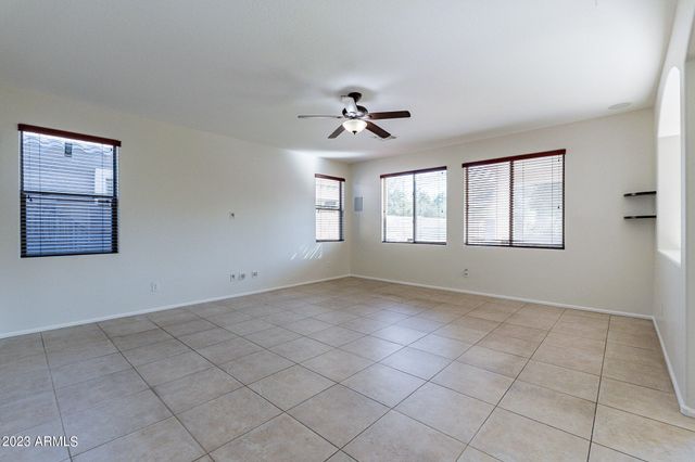 2943 E QUIET HOLLOW Lane, Phoenix, AZ 85024