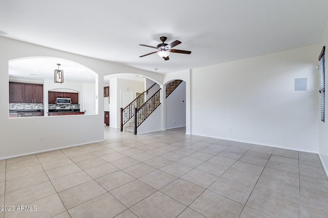 2943 E QUIET HOLLOW Lane, Phoenix, AZ 85024