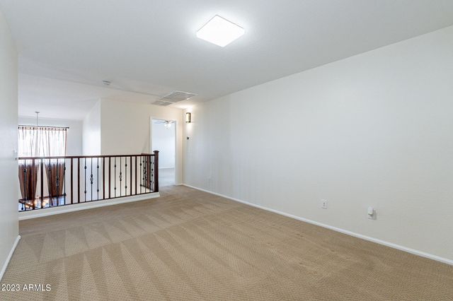 2943 E QUIET HOLLOW Lane, Phoenix, AZ 85024