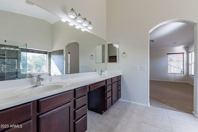 2943 E QUIET HOLLOW Lane, Phoenix, AZ 85024