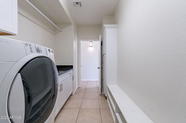 2943 E QUIET HOLLOW Lane, Phoenix, AZ 85024