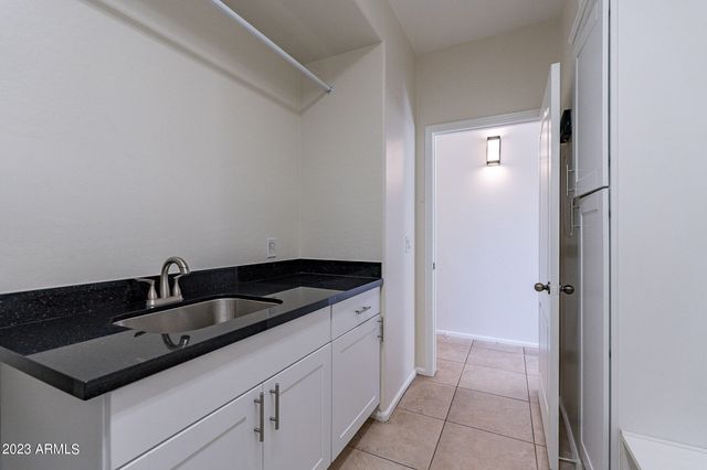 2943 E QUIET HOLLOW Lane, Phoenix, AZ 85024