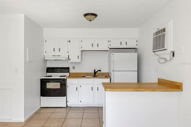 506 NE 28TH AVENUE, Ocala, FL 34470