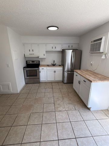 506 NE 28TH AVENUE, Ocala, FL 34470