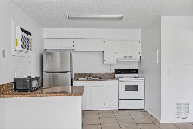 506 NE 28TH AVENUE, Ocala, FL 34470