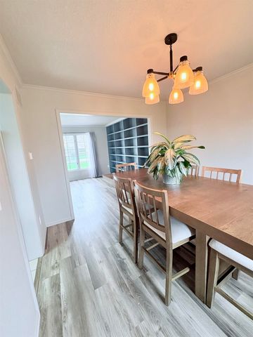 10433 Cherry Creek Road, Fort Wayne, IN 46818