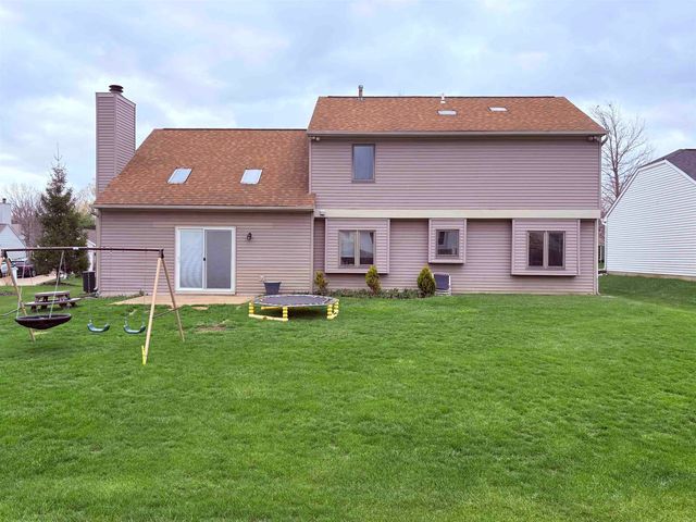 10433 Cherry Creek Road, Fort Wayne, IN 46818