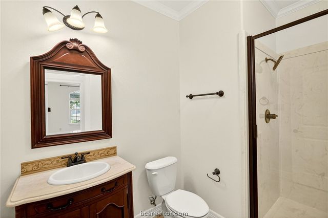 5308 Quaker Ridge Court, College Station, TX 77845