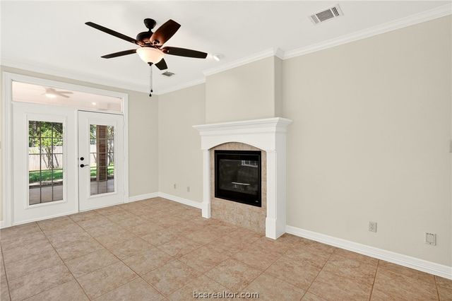 5308 Quaker Ridge Court, College Station, TX 77845
