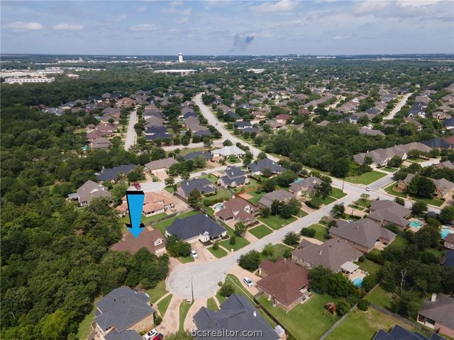 5308 Quaker Ridge Court, College Station, TX 77845