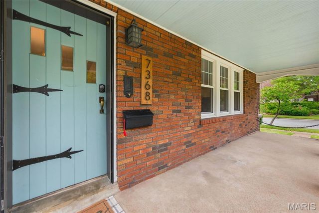 7368 Melrose Avenue, St Louis, MO 63130