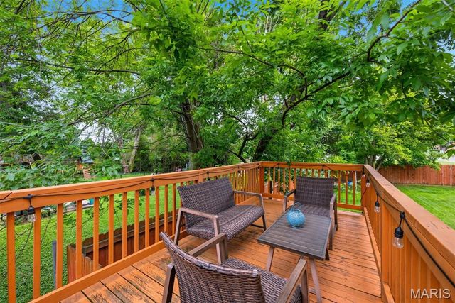 7368 Melrose Avenue, St Louis, MO 63130
