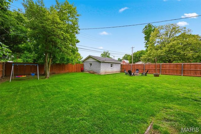 7368 Melrose Avenue, St Louis, MO 63130