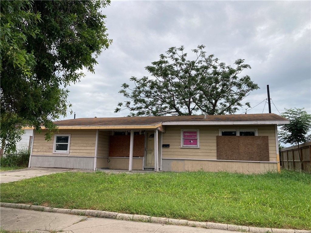 1110 Vernon Dr, Corpus Christi, TX 78407