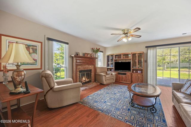 33 Culford Place, Morganville, NJ 07751