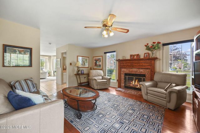 33 Culford Place, Morganville, NJ 07751