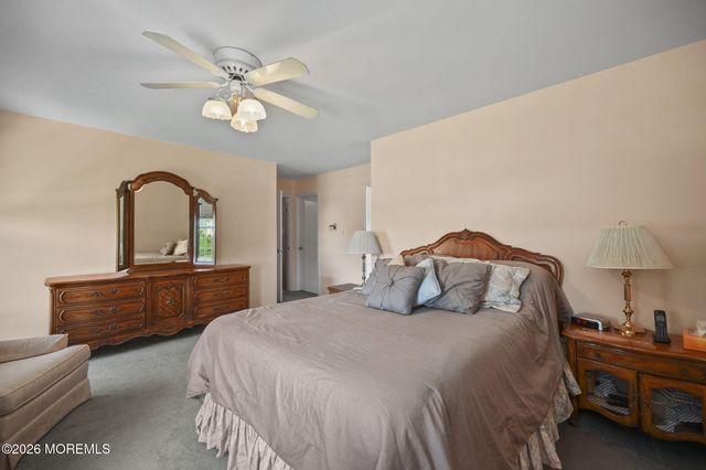 33 Culford Place, Morganville, NJ 07751