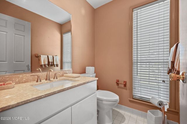 33 Culford Place, Morganville, NJ 07751