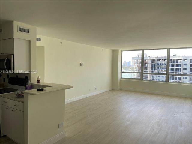 1500 Bay Rd 1458S, Miami Beach, FL 33139