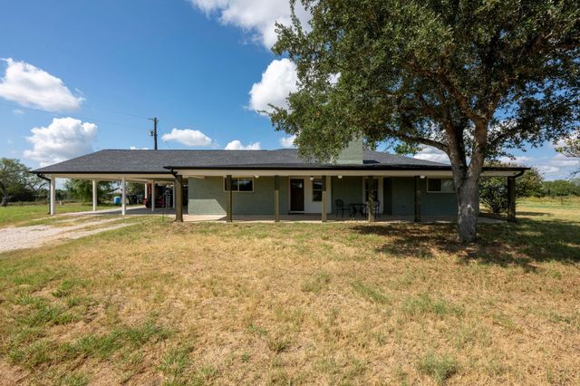 175 Bobs TRL, Bastrop, TX 78602