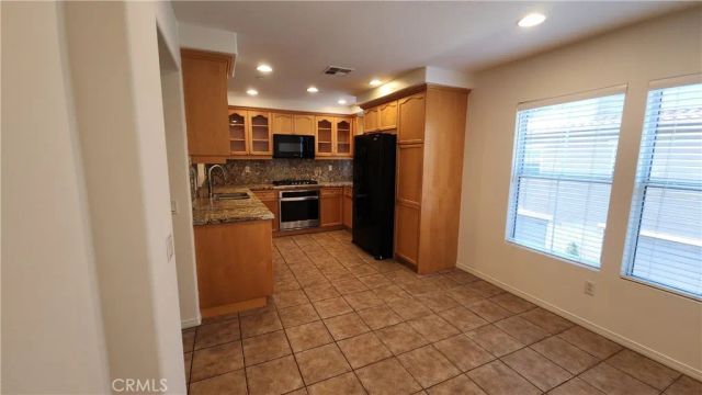 92 Chula, Irvine, CA 92602