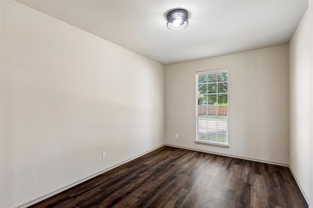 9509 Drovers View Trail, Fort Worth, TX 76131