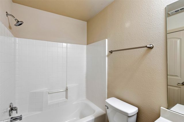 9509 Drovers View Trail, Fort Worth, TX 76131