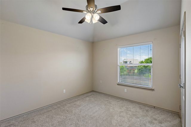 9509 Drovers View Trail, Fort Worth, TX 76131