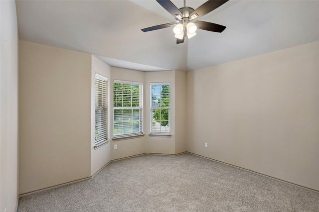9509 Drovers View Trail, Fort Worth, TX 76131