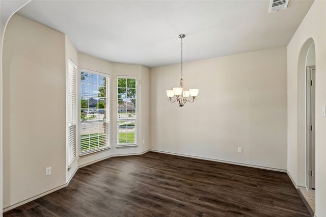 9509 Drovers View Trail, Fort Worth, TX 76131