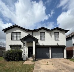 13714 Firerock Drive, Houston, TX 77085