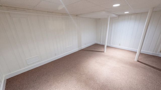 37 Otsego Rd, Worcester, MA 01609