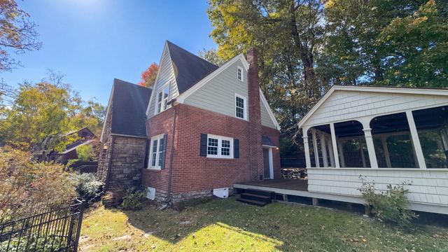 37 Otsego Rd, Worcester, MA 01609