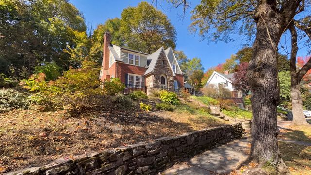 37 Otsego Rd, Worcester, MA 01609