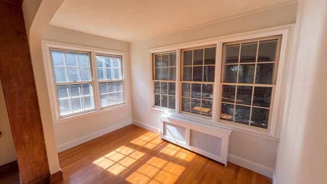 37 Otsego Rd, Worcester, MA 01609