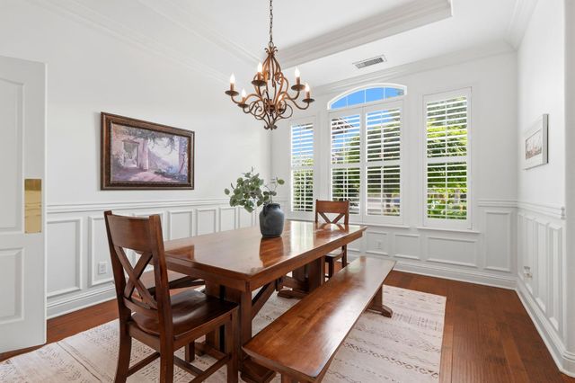 649 W Enterprise Avenue, Clovis, CA 93619
