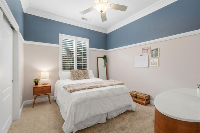 649 W Enterprise Avenue, Clovis, CA 93619