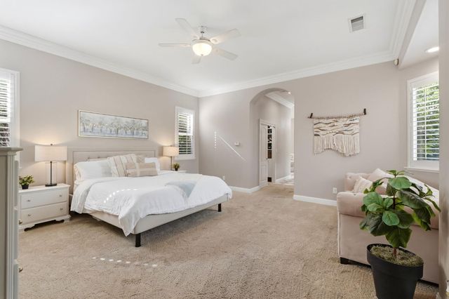 649 W Enterprise Avenue, Clovis, CA 93619