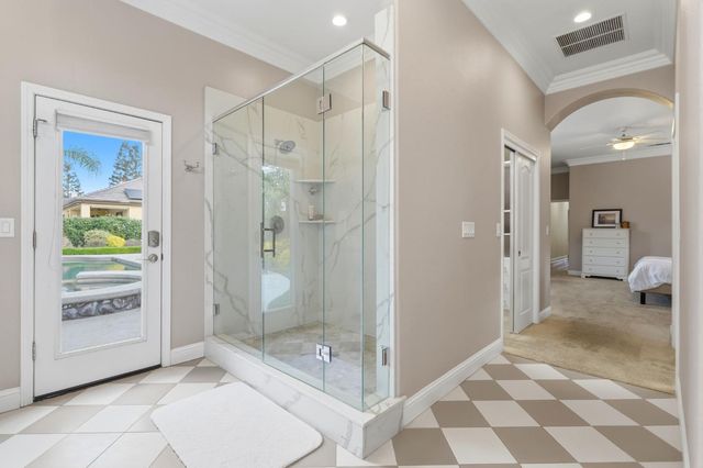 649 W Enterprise Avenue, Clovis, CA 93619