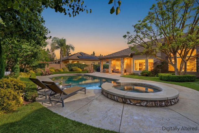 649 W Enterprise Avenue, Clovis, CA 93619