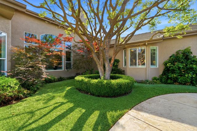 649 W Enterprise Avenue, Clovis, CA 93619