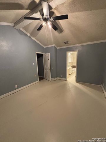 3918 Chimney Springs, San Antonio, TX 78247