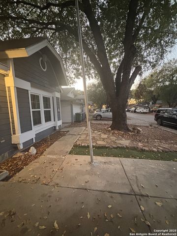 3918 Chimney Springs, San Antonio, TX 78247