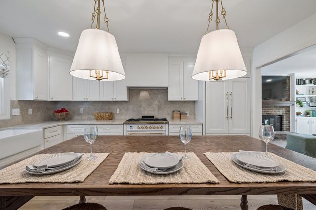 1437 Twin Feather Dr, Murfreesboro, TN 37129